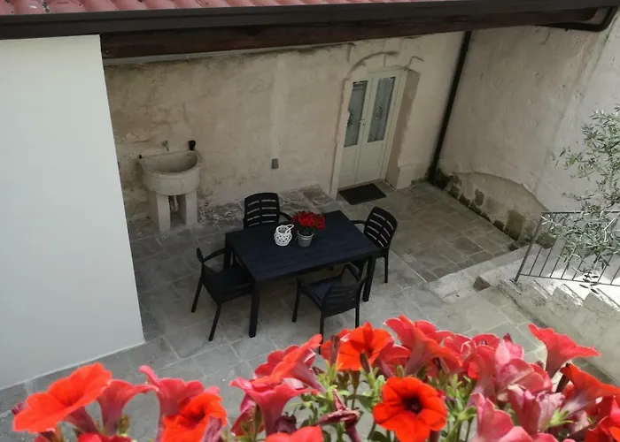 Sassi Sotto Le Stelle * Matera